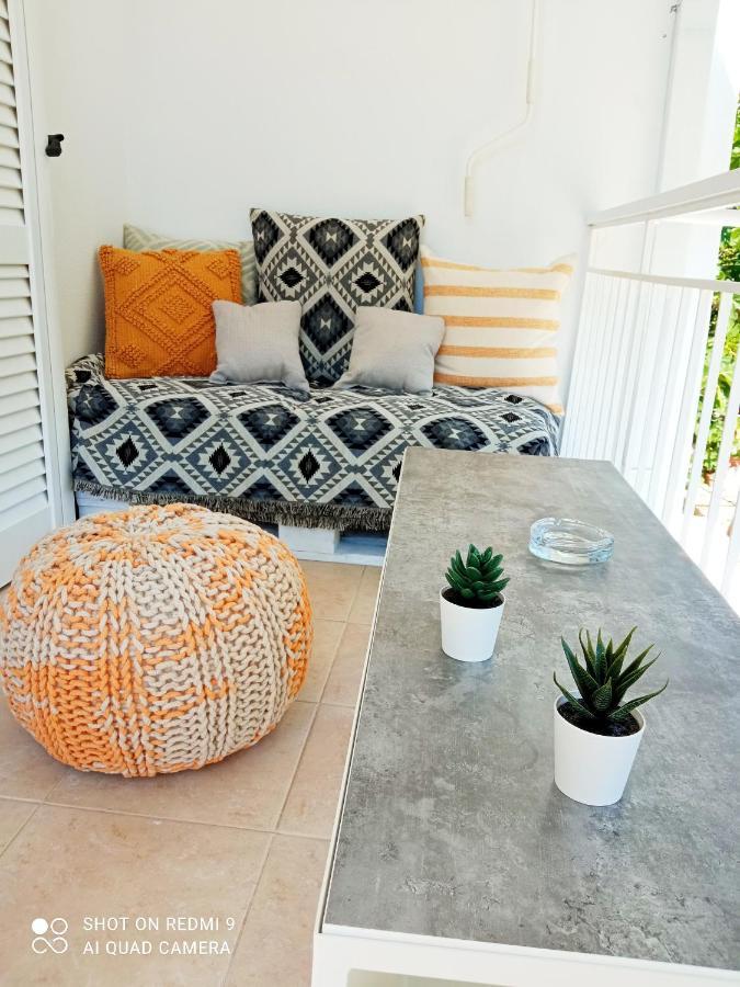 Summer Feel Suites Poros Town Exterior foto
